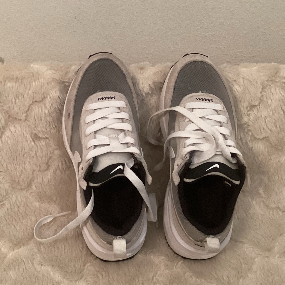 Nike Waffle One Sneakers Boys 1.5Y Cement/White